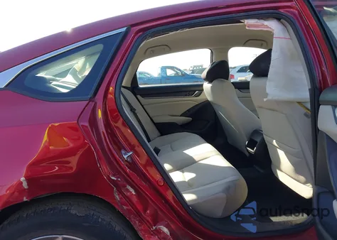 2021 Honda Accord Lx z USA, uszkodzony, nr VIN 1HGCV1F18MA051994